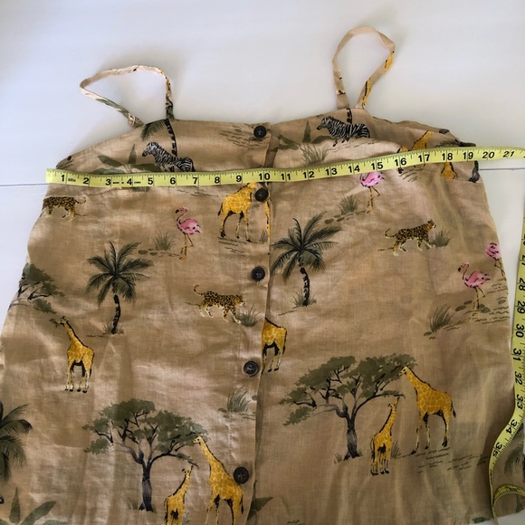 ❌SOLD❌ Old Navy Safari tank in size large - Picture 5 of 7